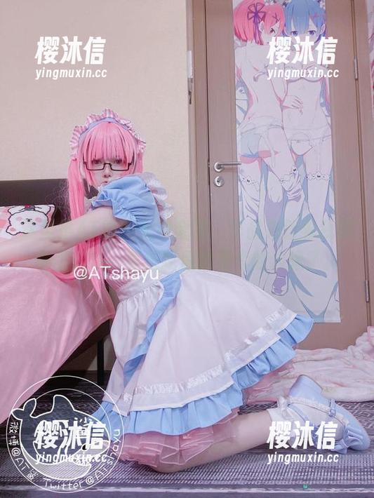 AT鲨 这里是AT鲨的女神全集,作品更新着我的审美底线,真把我逼到思考的边缘了。