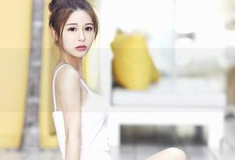 Feilin嗲囡囡 – Milk楚楚的校服套图：一件校服能带来多少趣味？