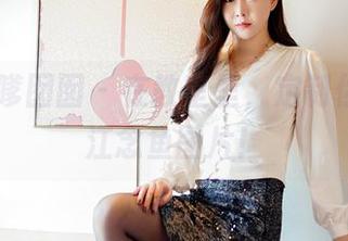 Feilin嗲囡囡 – 在教室里，定制你的专属江念鱼图片！