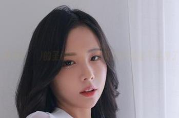 Habin夏彬(하빈)的圣诞图包，竟让我怀疑是不是换了季节？