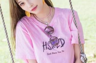 IMiss爱蜜社 – 自然的妤薇Vivian，裸足随意福利，原图藏着灵动印记