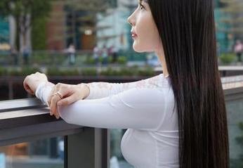 MiiTao蜜桃社 – 高清图来袭，伊素妍直击你心中的女神标准？