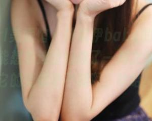 MyGirl美媛馆 – 沫晓伊baby的户外原图，你能想象这壁纸换了一周之后，我对它的爱依然不减啊，哈哈！