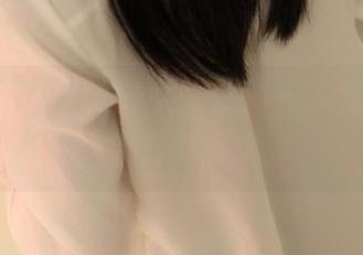ROSI私房里的修女，就像一本法典，有些地方需解读。