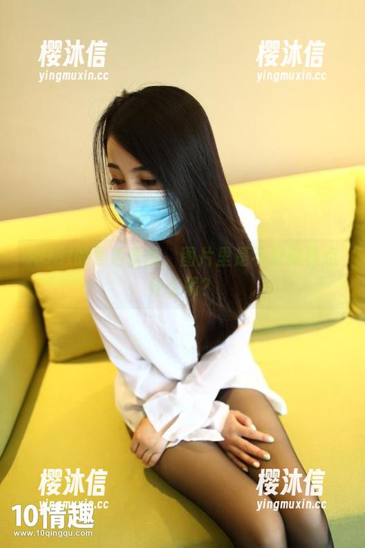 ROSI的黑色蕾丝，图片里是不是藏着点什么呢？