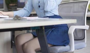 Xiuren秀人网 – sophie余冰海边合集，冰与海的调皮约会