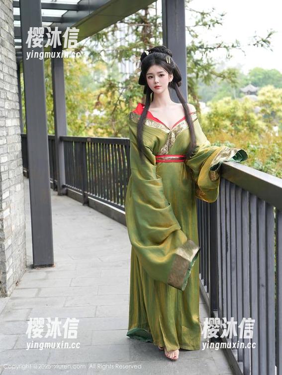 Xiuren秀人网-伊一Moon Xiuren秀人网 - 哟,伊一Moon修女的私拍图集,让我更多地想了那本书