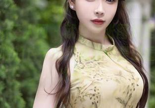 Xiuren秀人网 – 就在这张图片里，毛衣和奶茶味的包子的灵魂是不是碰撞出什么火花？