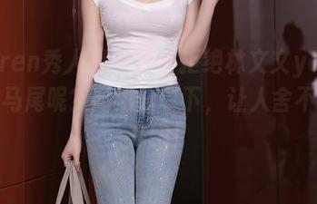 Xiuren秀人网 – 谁会拒绝林文文yooki的双马尾呢？高清分享下，让人舍不得挪开眼！