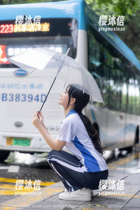 Xiuren秀人网 - 深夜狂欢无圣光，白琮瑗的礼服合集等你来捣鼓！