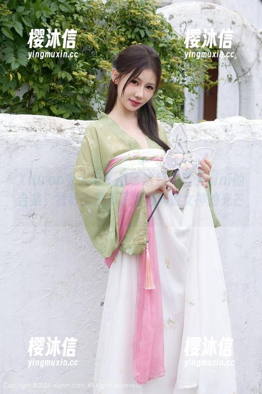 Xiuren秀人网 - 看了这篇糯美子nini的合集，我终于理解了什么叫做女神的光芒。