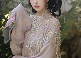 Xiuren秀人网 – 镂空虽美，郑颖姗的聚光点在于——免费合集，别眨眼哦！