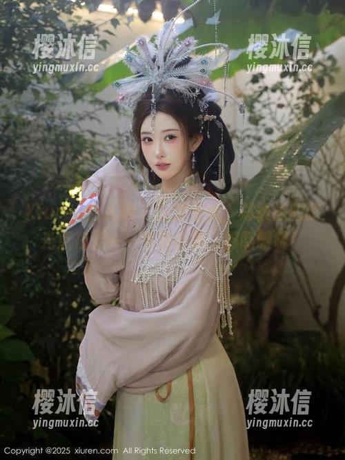 Xiuren秀人网 - 镂空虽美，郑颖姗的聚光点在于——免费合集，别眨眼哦！