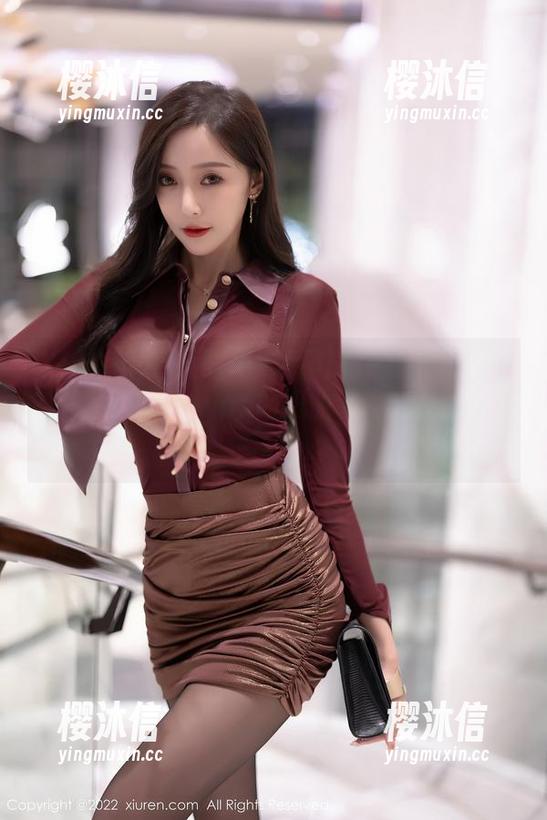 Xiuren秀人网 - 谁说不能在工作中放松？陈念灵Vickyao的职业装高清套图放飞自我！