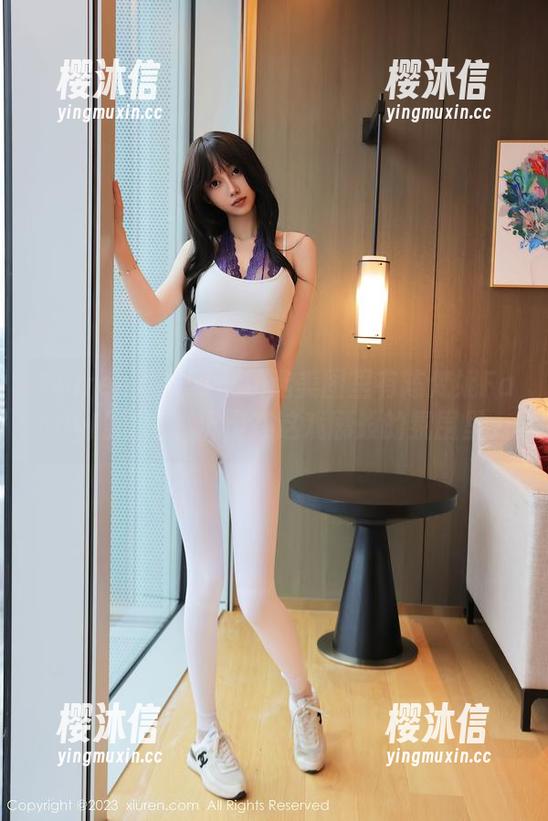 Xiuren秀人网 - 精选美图里有陈梵妮Fanny的剧情，沉浸在这戏剧般的氛围里。