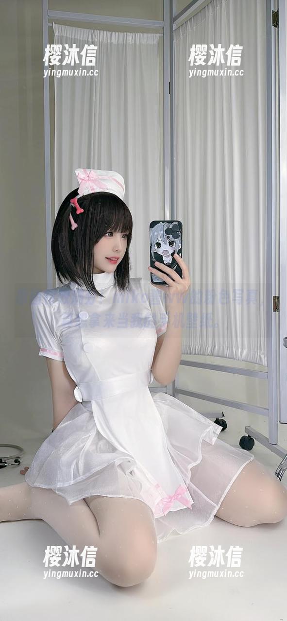 原图特效满分！miko酱ww的粉色写真，真想拿来当我的手机壁纸。