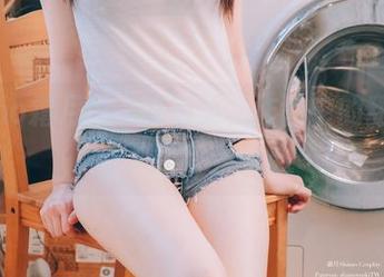 shimo霜月cos的温柔，作品中的甜腻攻陷了所有人的心