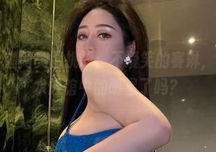 微密圈 – 渔网美图挑战：不爱笑的赛琳，现在你是水族馆中的明星了吗？