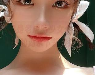 微密圈 – 妮是老虎的少女合集，猛狮一把，平静的湖水下却波涛汹涌。
