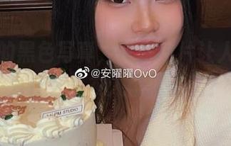 安曜曜的黑色写真，一张图片让人想起了“为什么黑衣人都这么酷？”