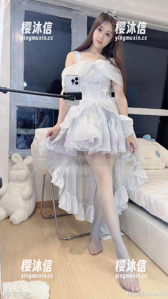 微密圈 - 新一波小萌子女仆美图，果然更新总是让人期待呢！