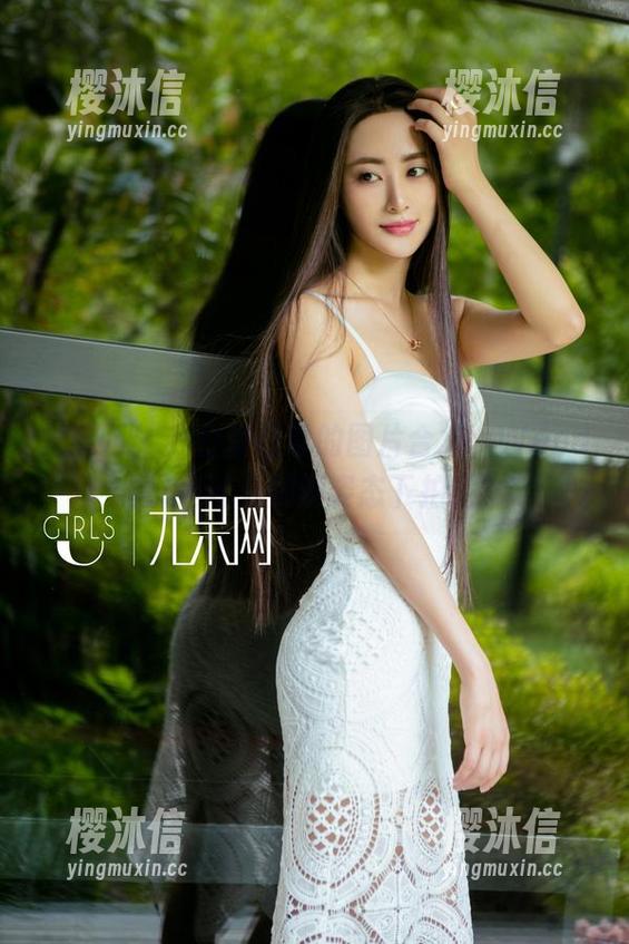 尤果网-Wendy 尤果网 - 办公室日常的图片合集,Wendy又是什么搞怪姿态下拍的?