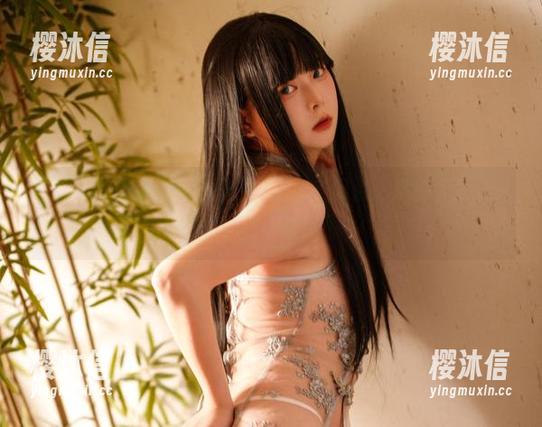 看，那是巧克力小圆面包的原图？暗香元素和资源交织，真让人迷糊！