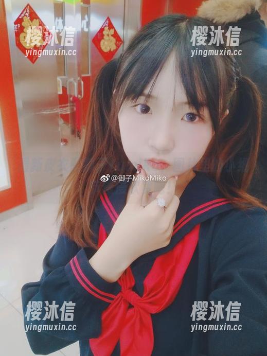 最新皮衣配御子Yumiko，图片里的小细节慢慢欣赏吧！