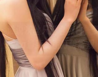 推女神 – 谁说灰丝只适合黑白，梦娜Vanessa最新美图打破常规