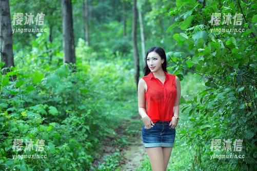 推女郎 - 最新发布！星辰的棉袜和她这个人有点配，但又有点奇怪…