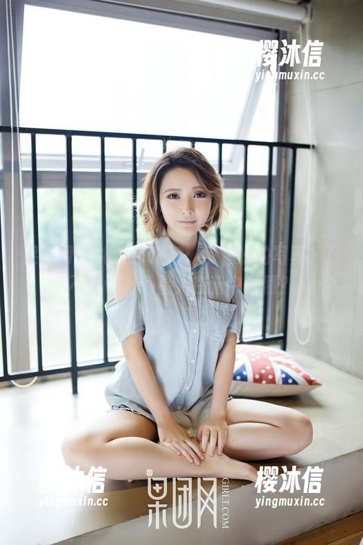 果团网 - 礼服和UFO：陈迪娅的写真，是不是也有外星人在暗中观照？