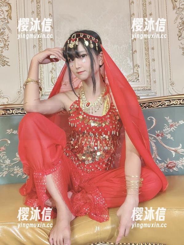 资源还是要跟上，除了红裙，柳丸的cos真想继续发掘更多！