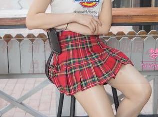 梦丝女神 – 新女神刘灵嘉的私房，为什么总想从中搬个家？