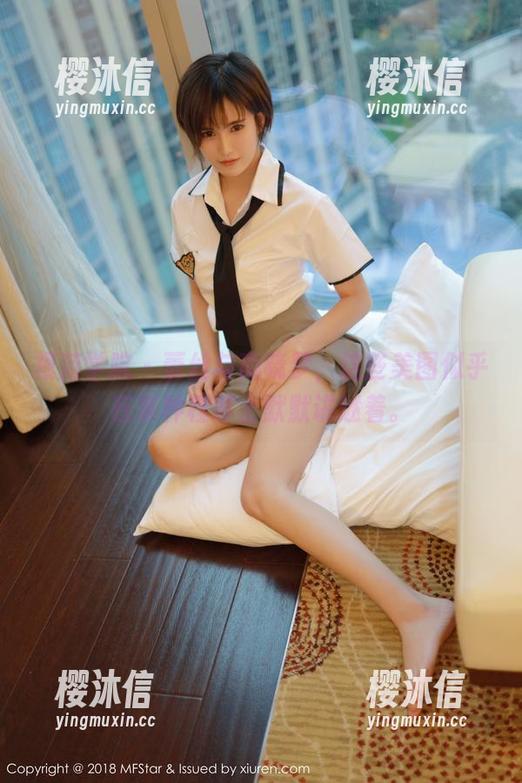 模范学院-南晓梦 模范学院 - 蕾丝与南晓梦,这些美图似乎在某种程度上默默讲述着。