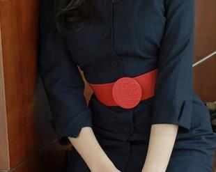 模范学院 – 图库新鲜出炉，陈怡曼把学姐穿搭玩得溜，真想撒娇问她，下一个怎么穿！