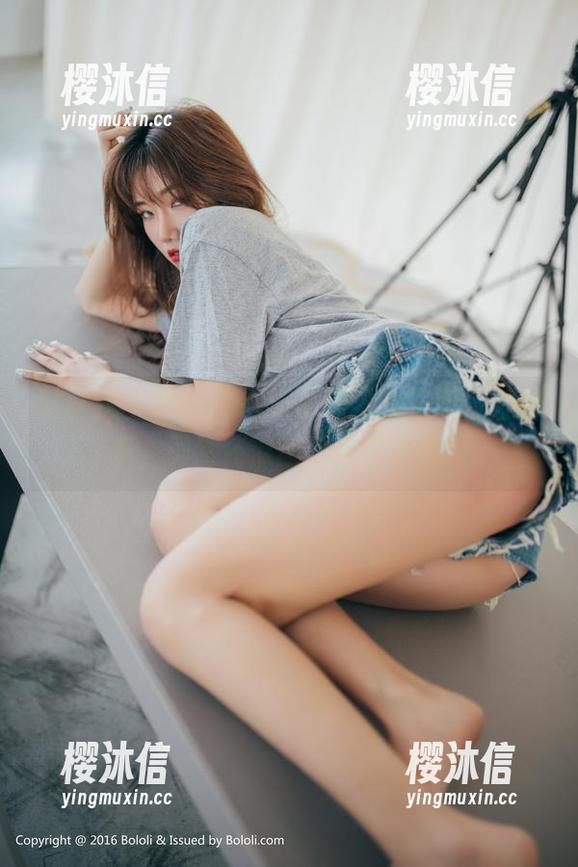 波萝社-Monkey_小潘鼠 波萝社 - Monkey_小潘鼠的三亚探险图集,居然还带回了这些作品?