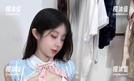 微密圈 - 谁说空姐只能是标准形象？看火龙果羊的图片资源就懂了