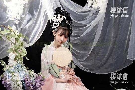 爆机少女喵小吉 爆机少女喵小吉的最强冰雪组合:充满张力的高清作品!