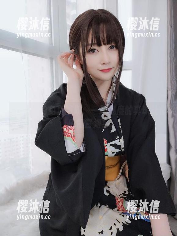 白银81的免费图册：一颗魅魔的真珠让你乐得冒泡！