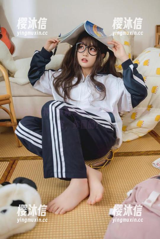 在线欣赏神沢永莉写真，清纯中带点小调皮，你懂的！