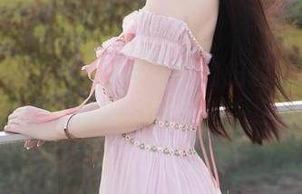 秀人网 – Demon瑶瑶的自拍画像：就这调调，真让人惊叹，谁能拒绝这张图片？