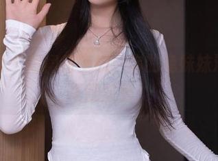 秀人网 – 短裙库上线，你的兔妹妹演绎一场腿部秀！