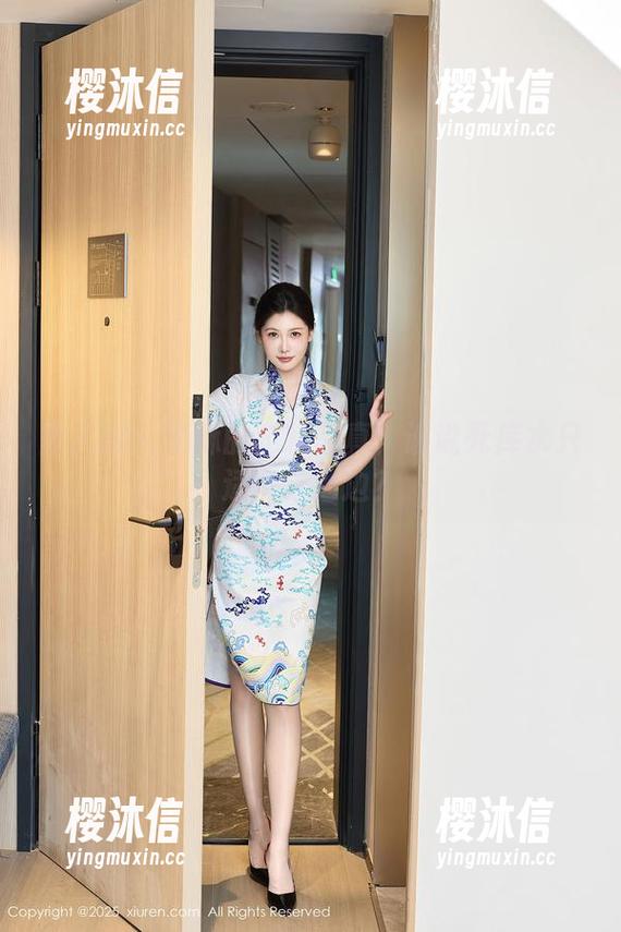 秀人网-奶酥 秀人网 - 奶酥的定制写真:谁说死库水只适合泳池边?