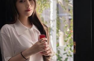 秀人网 – 星星baby的私拍聚焦：看完图集，我都想换成白色