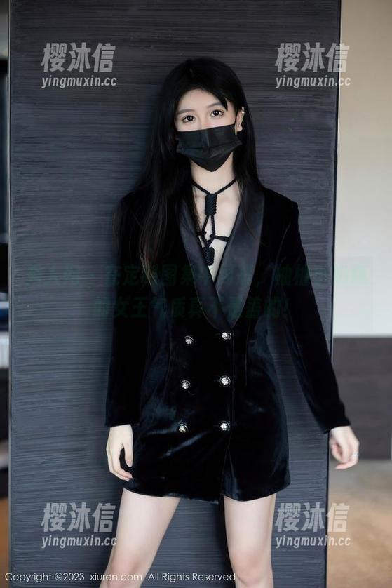 秀人网-柚柚小奶瓶 秀人网 - 在定制图集中闪耀,柚柚小奶瓶的女王气质真不是盖的!