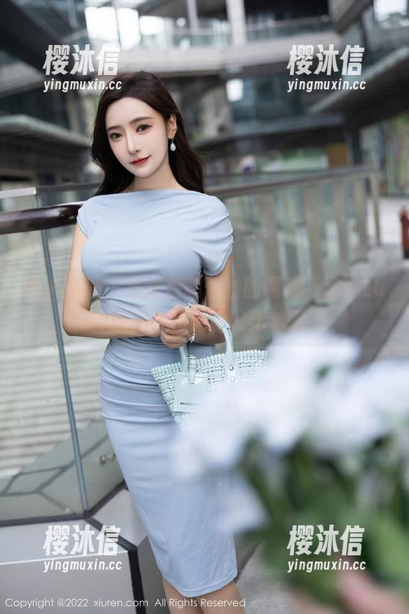 秀人网 - 一堆粉色和蕾丝的调调，涵涵Luna的图集真能让人莞尔啊！