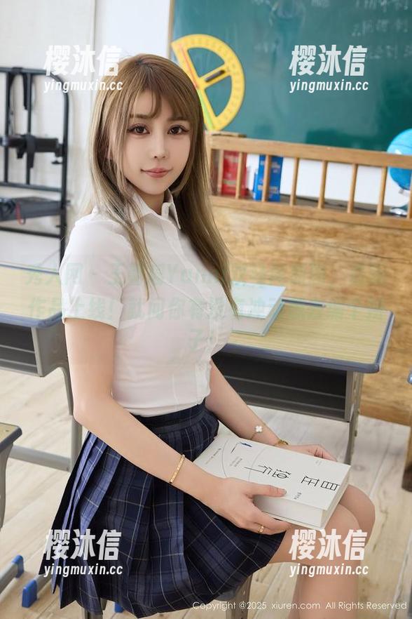 秀人网 - 王馨瑶Yanni双马尾原图，最新作品上线！就问你有没有冲动想去编个辫子！