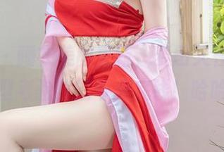 秀人网 – 睡衣美图更新，麦田又在用这些造型考验我的审美底线！哈哈！