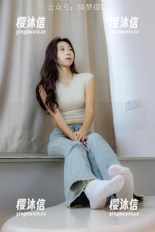 绮梦摄影 - 谁说修女不能性感？小冉的福利图集让人重新审视了一切。