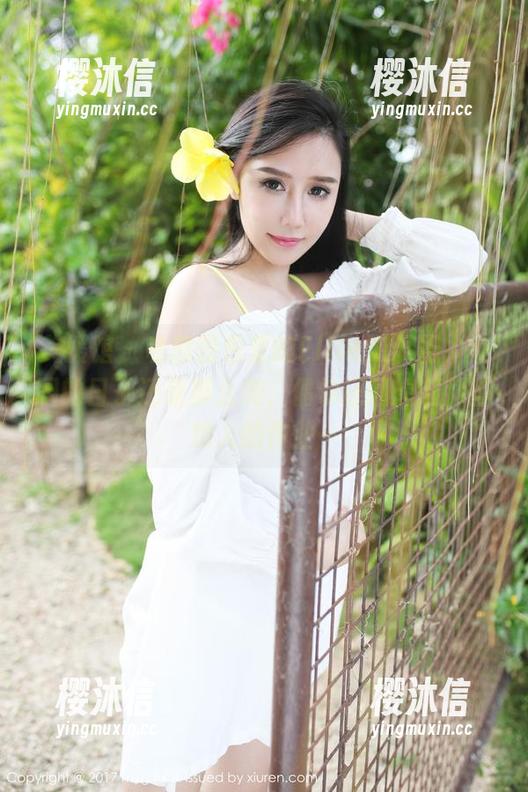 美媛馆 - 私房图包里的Ellie艾栗栗，校园的日子还是那么美，偶尔还回想起那些烦人的作业…